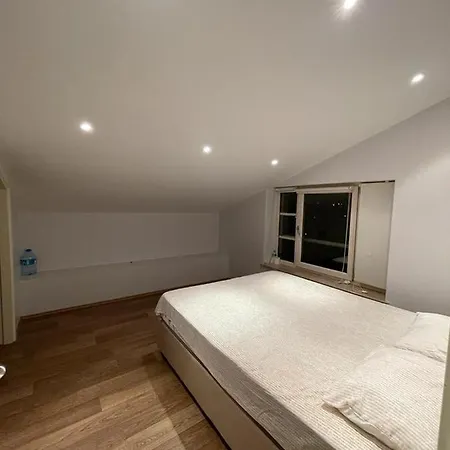Private Near The Sea,4+1,pools,sauna,jacuzzi فيلة *